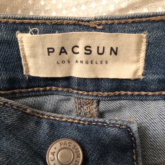 ✅ - Light wash pacsun jeans - Picture 3 of 5